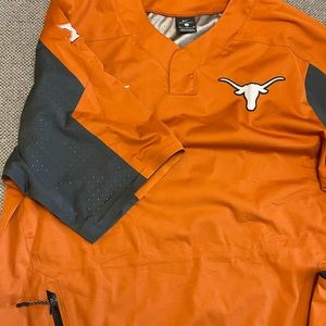 Texas Longhorns Team issued Nike windbreaker / cage jacket